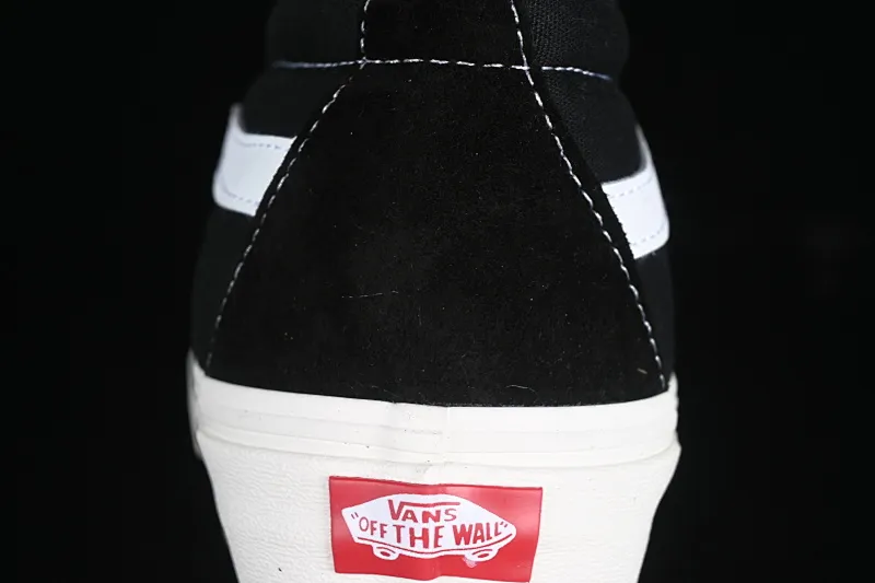 All categories Vans Vans series Vans Hi Vans high-top Vans Clash The Wall Vans fashion high-top casual sneakers VN000CNKBA2